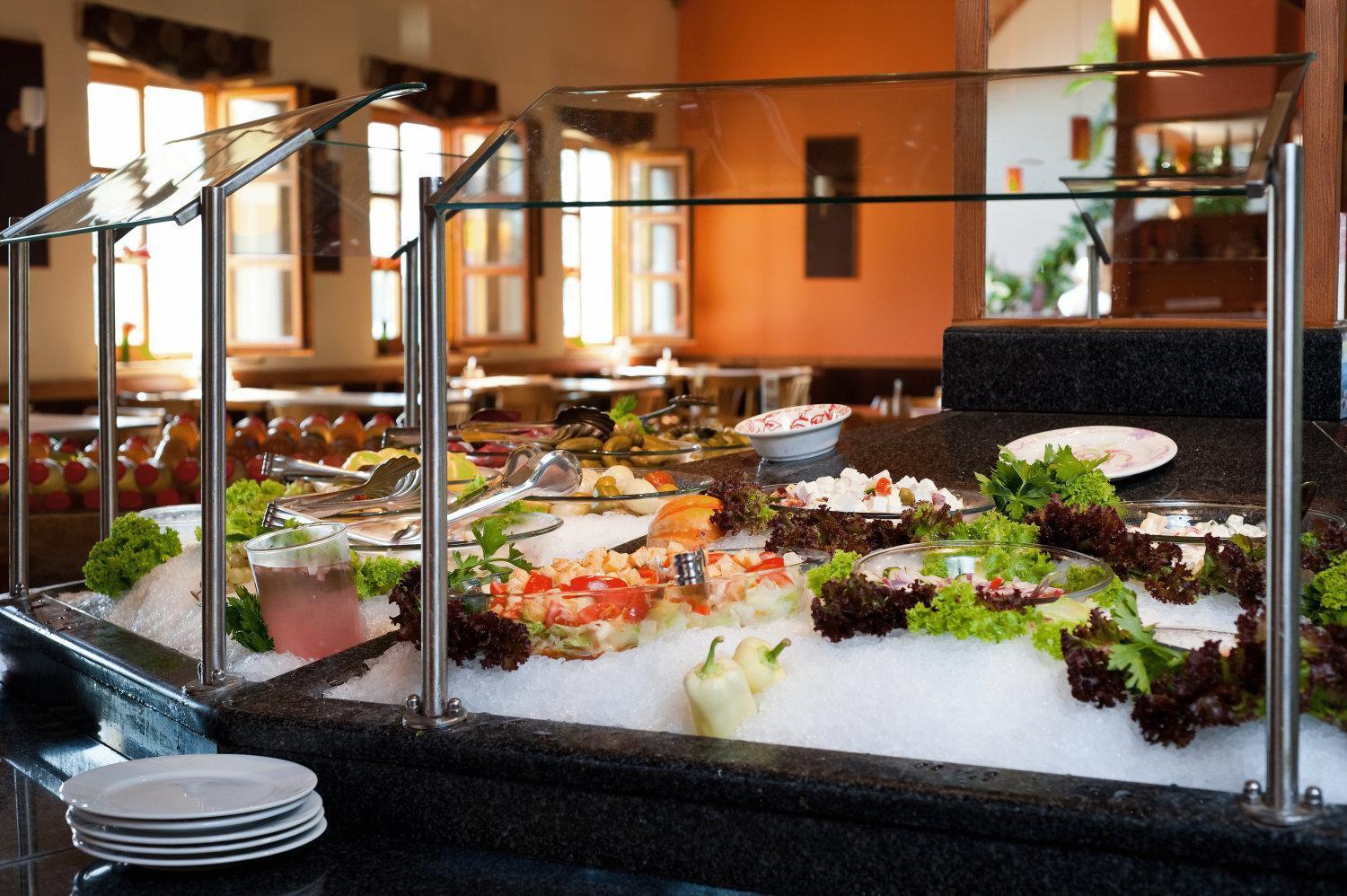 Gastland M0 Hotel & Conference Center Szigetszentmiklós Екстериор снимка