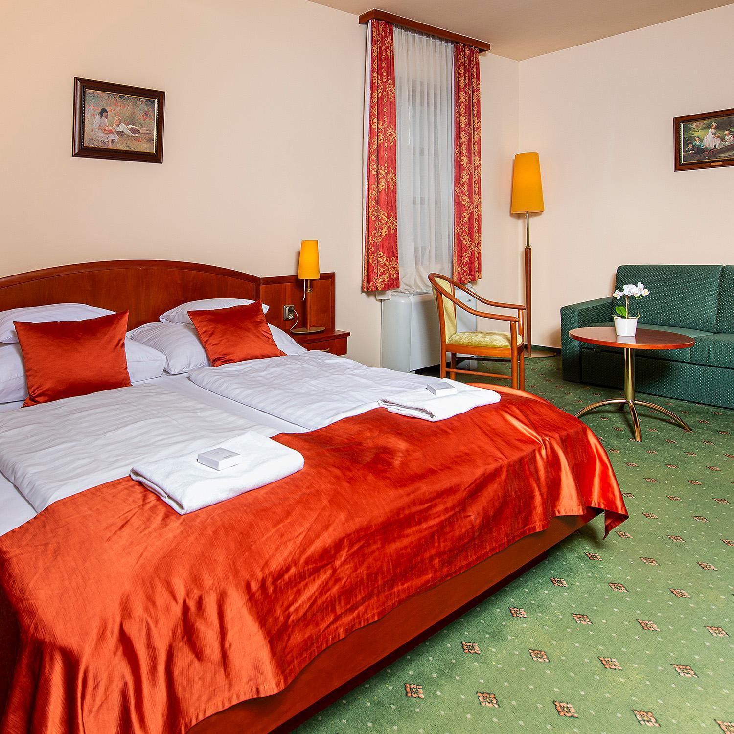 Gastland M0 Hotel & Conference Center Szigetszentmiklós Екстериор снимка