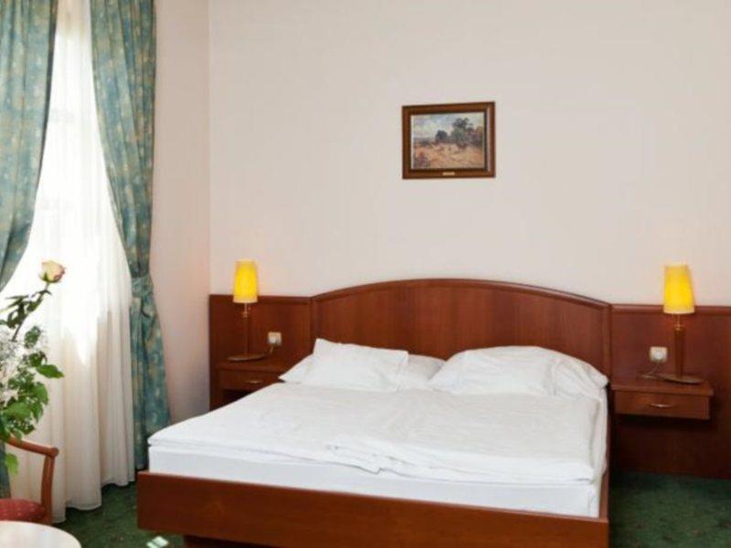 Gastland M0 Hotel & Conference Center Szigetszentmiklós Екстериор снимка